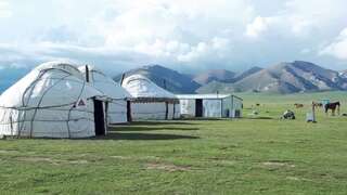 Люкс-шатры Yurt camp Nur in Song-Kol Lake Кочкор-5